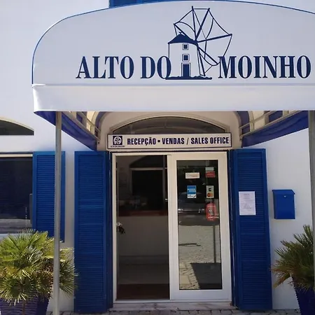 Cheerfulway Alto Do Moinho Aparthotel